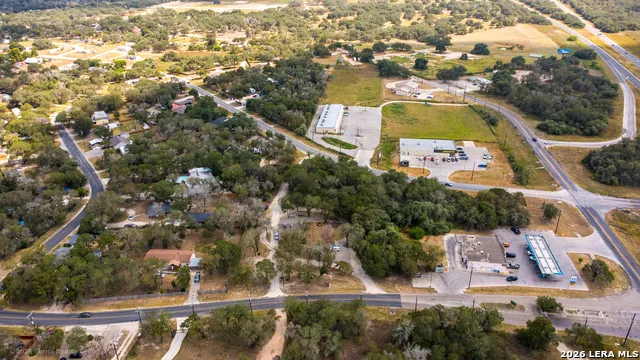 3710 WATERWOOD PASS DR Elmendorf, TX 78112