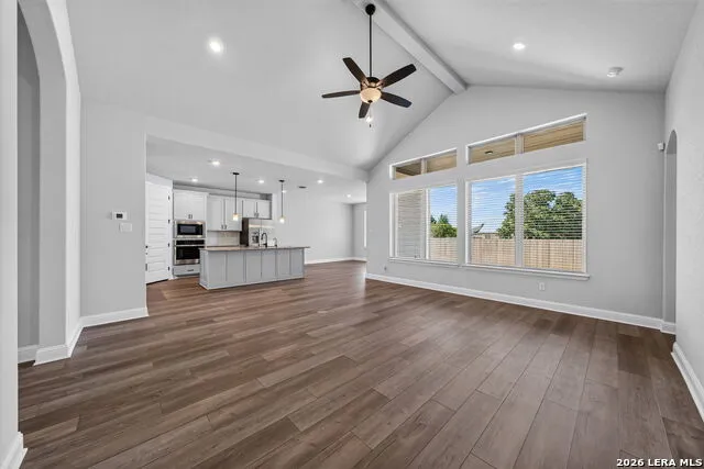 221 JANICE AVE Castroville, TX 78009