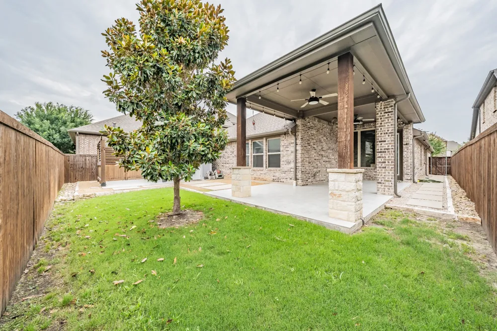 612 Rawlins Lane Fort Worth, TX 76131