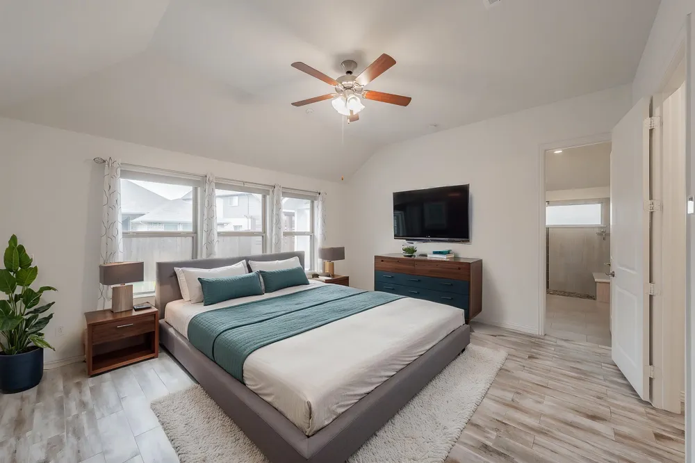 612 Rawlins Lane Fort Worth, TX 76131