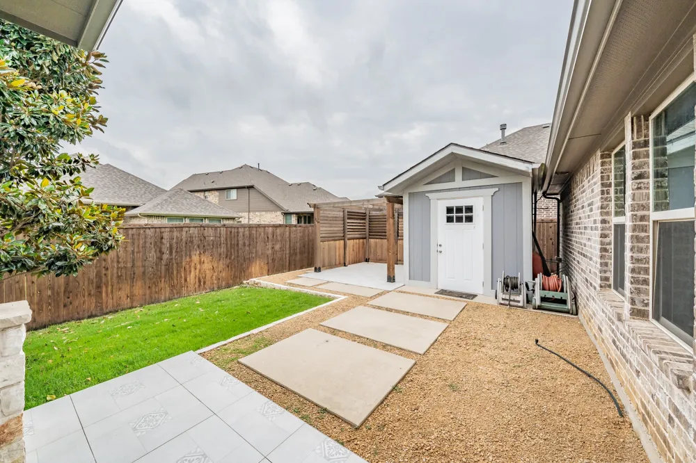 612 Rawlins Lane Fort Worth, TX 76131