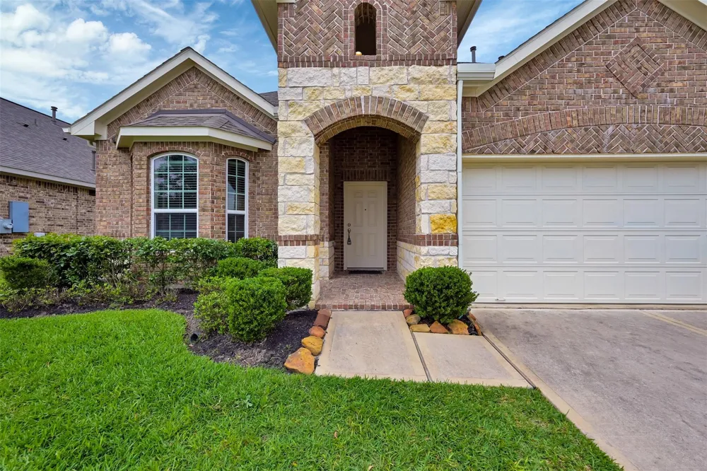 21331 Somerset Shores Crossing Kingwood, TX 77339