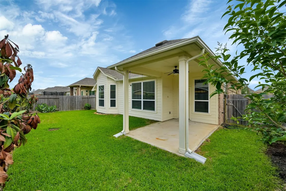 21331 Somerset Shores Crossing Kingwood, TX 77339
