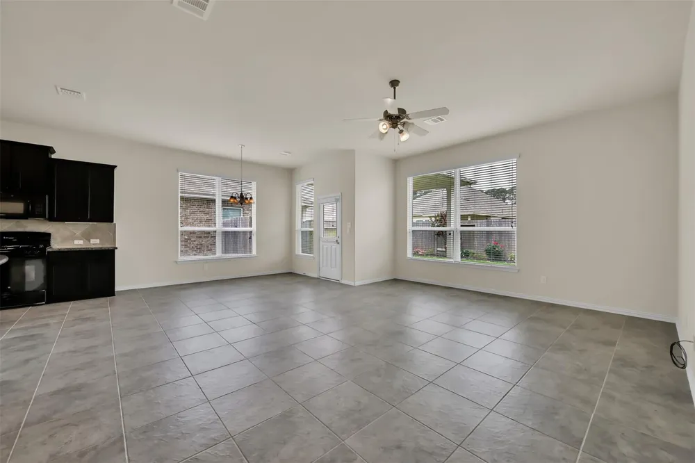 21331 Somerset Shores Crossing Kingwood, TX 77339