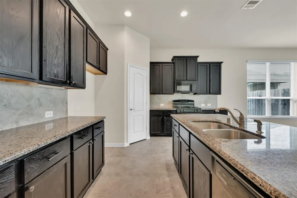 21331 Somerset Shores Crossing Kingwood, TX 77339