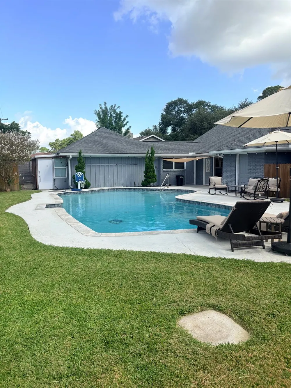 5113 Inverness Drive Baytown, TX 77521