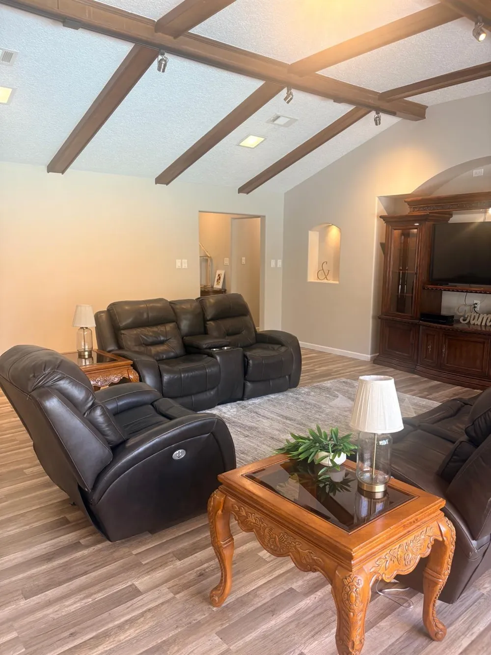 5113 Inverness Drive Baytown, TX 77521