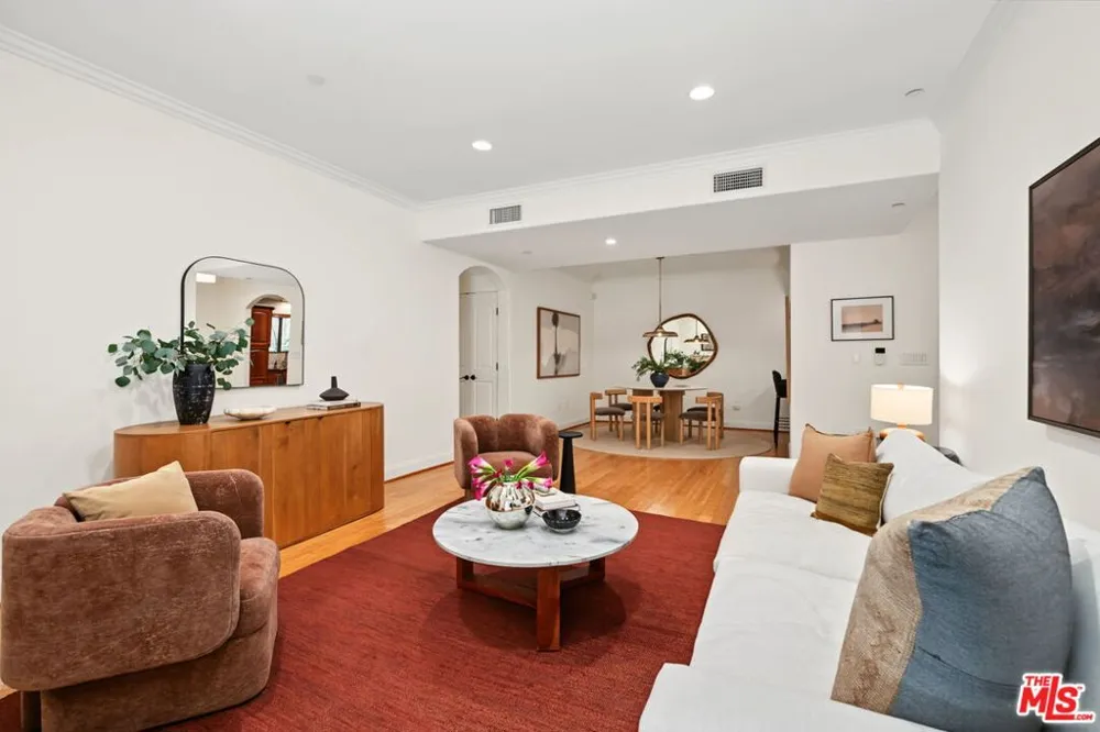 1511 Camden Avenue #103 Los Angeles, CA 90025