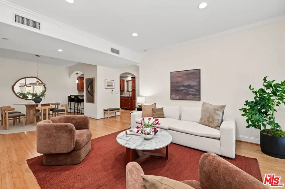 1511 Camden Avenue #103 Los Angeles, CA 90025
