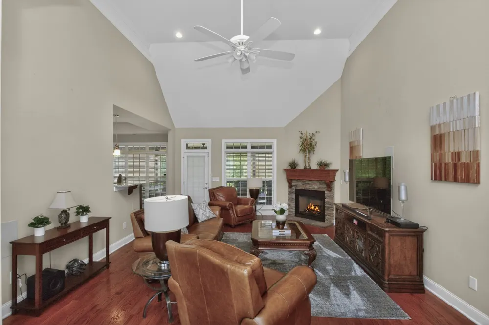 1027 Berkshire Blvd Mount Juliet, TN 37122