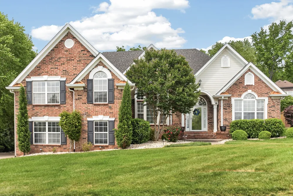 1027 Berkshire Blvd Mount Juliet, TN 37122