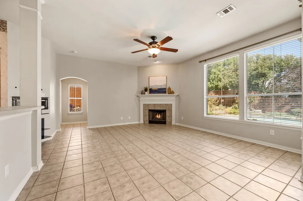 3102 Lake Park Drive Grapevine, TX 76051