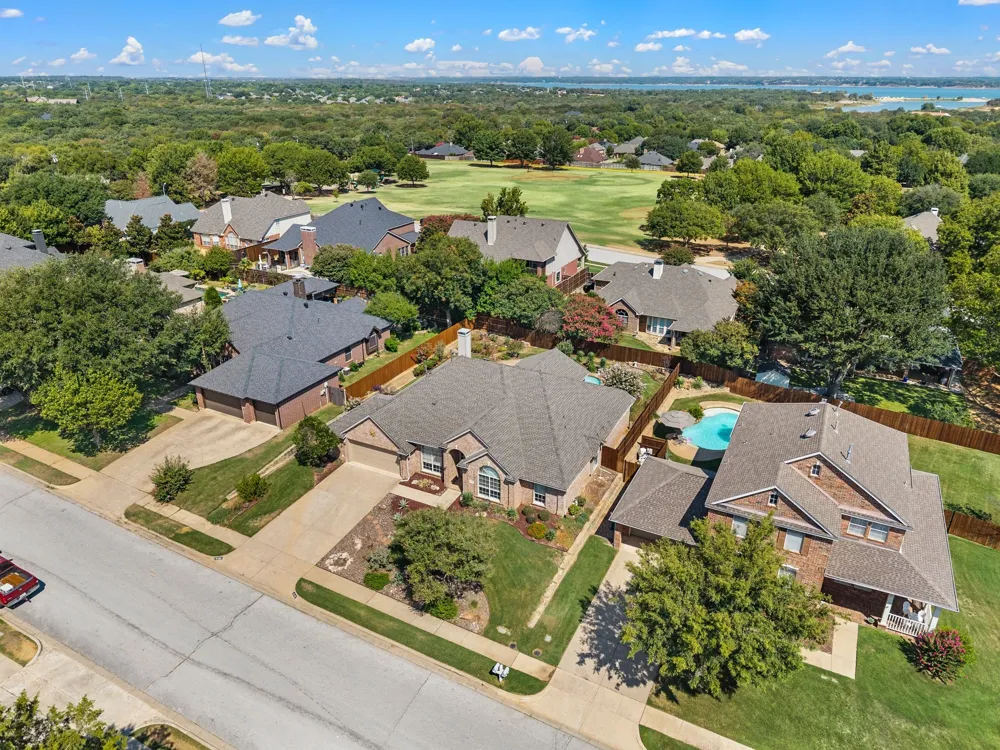 3102 Lake Park Drive Grapevine, TX 76051