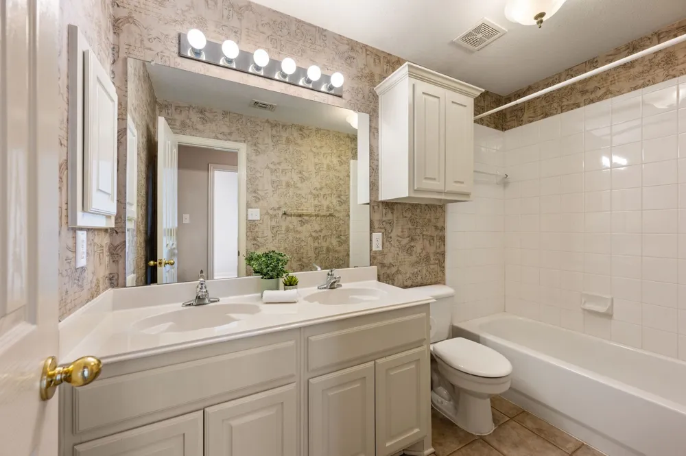 3102 Lake Park Drive Grapevine, TX 76051
