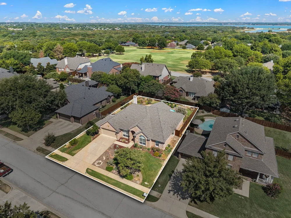 3102 Lake Park Drive Grapevine, TX 76051