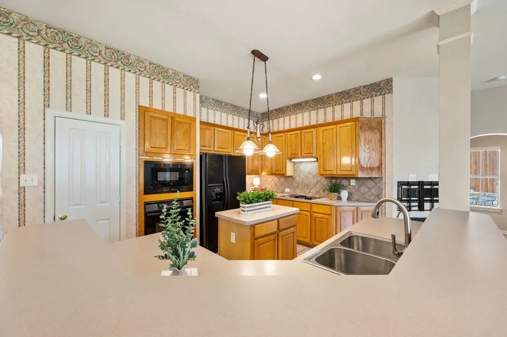 3102 Lake Park Drive Grapevine, TX 76051