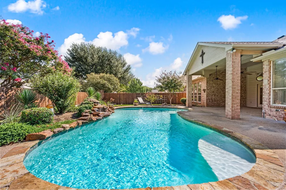 3102 Lake Park Drive Grapevine, TX 76051