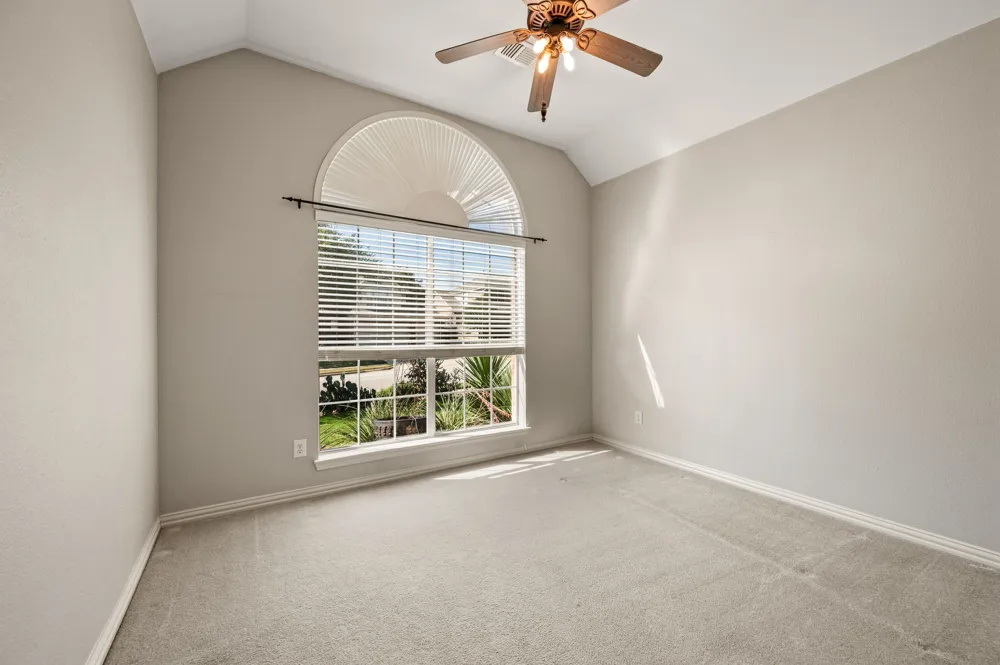 3102 Lake Park Drive Grapevine, TX 76051