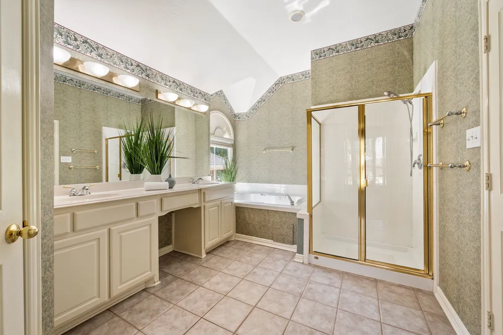 3102 Lake Park Drive Grapevine, TX 76051