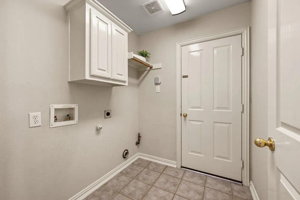 3102 Lake Park Drive Grapevine, TX 76051