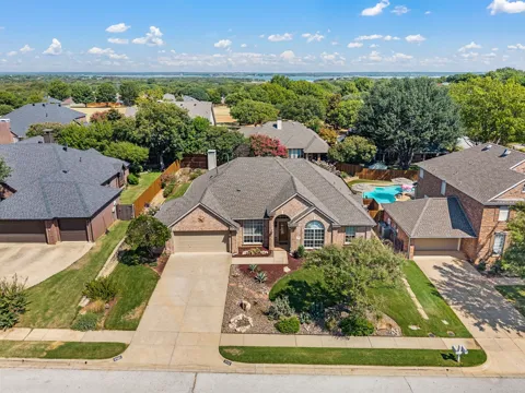 3102 Lake Park Drive