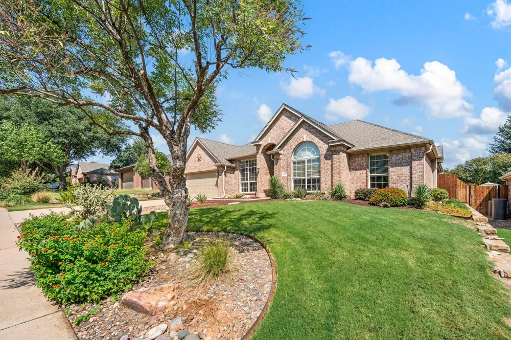 3102 Lake Park Drive Grapevine, TX 76051