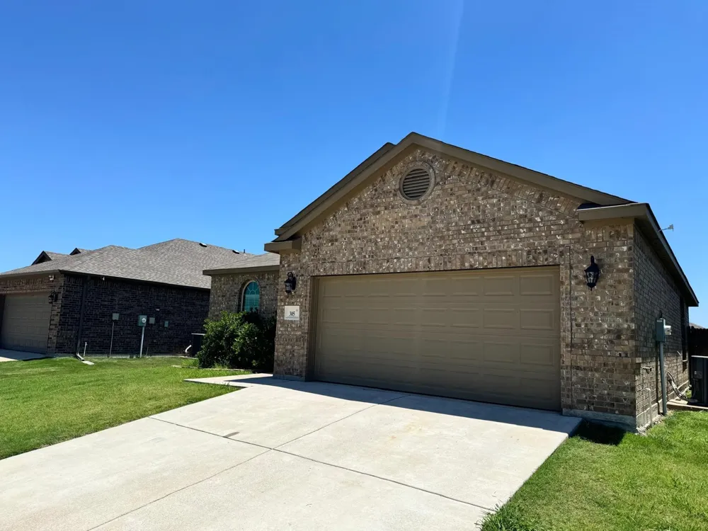 305 Lead Creek Drive Fort Worth, TX 76131