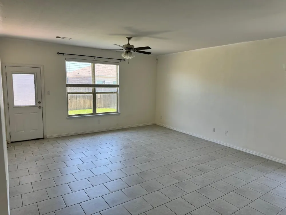 305 Lead Creek Drive Fort Worth, TX 76131
