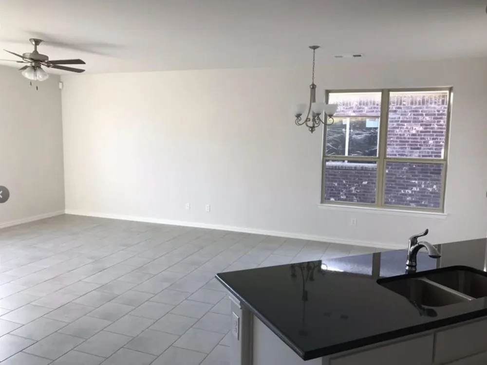 305 Lead Creek Drive Fort Worth, TX 76131