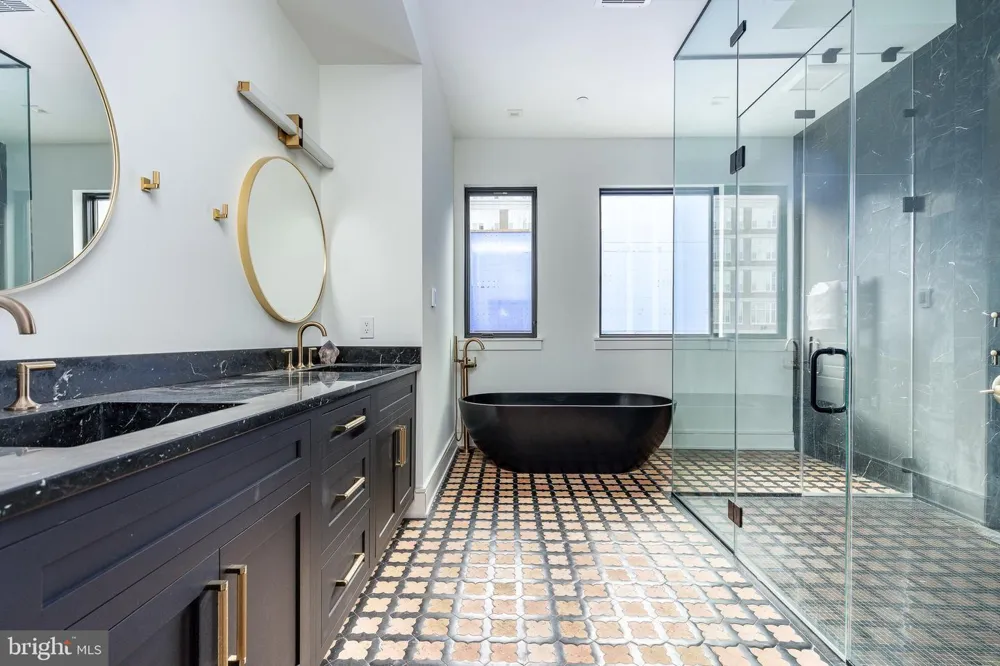 2320 SANSOM STREET Philadelphia, PA 19103