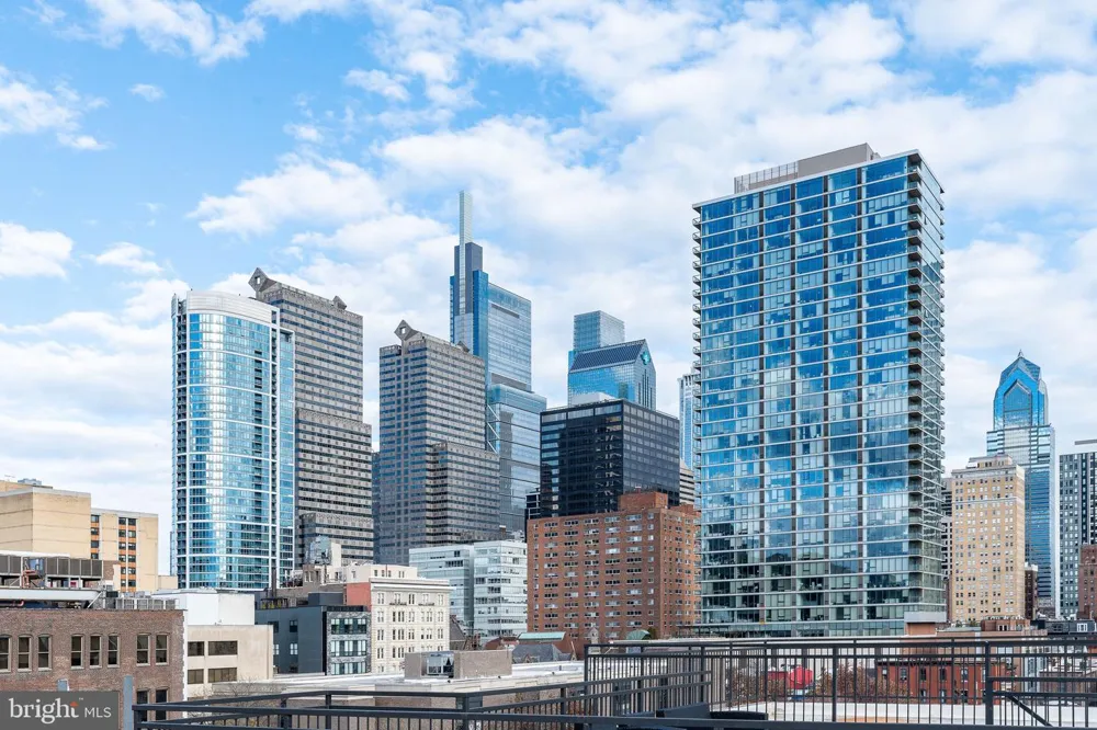 2320 SANSOM STREET Philadelphia, PA 19103