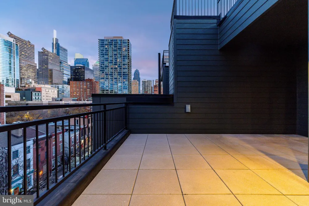 2320 SANSOM STREET Philadelphia, PA 19103