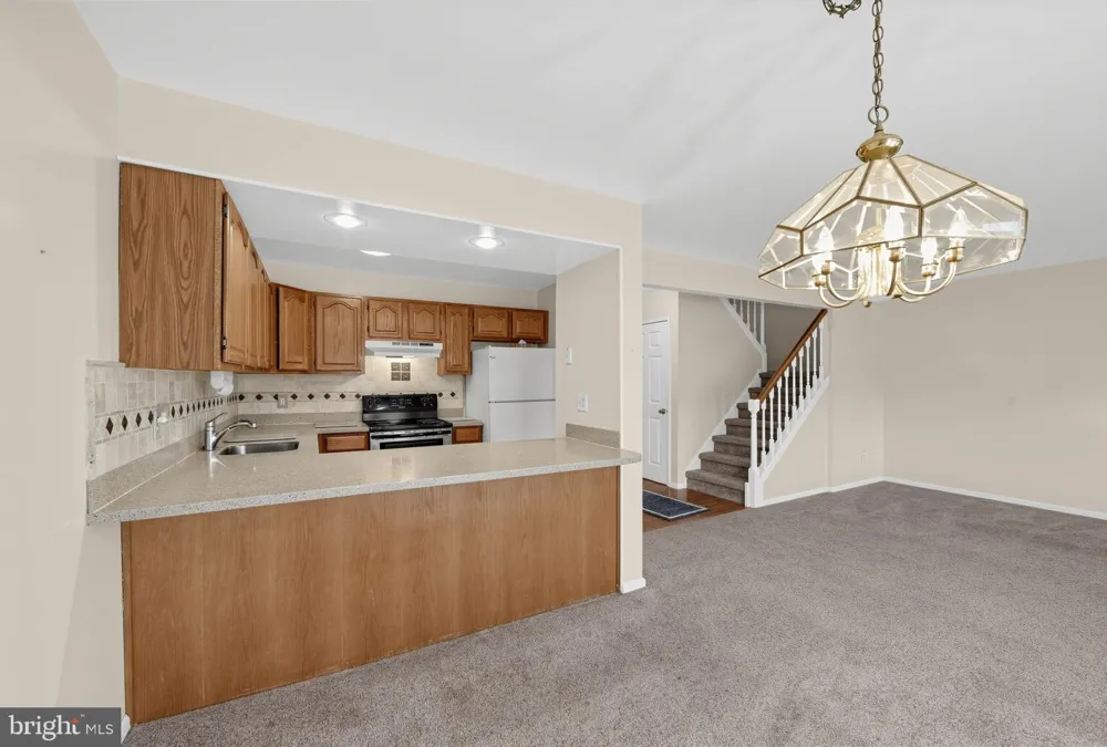 313 WELSH Chester Springs, PA 19425