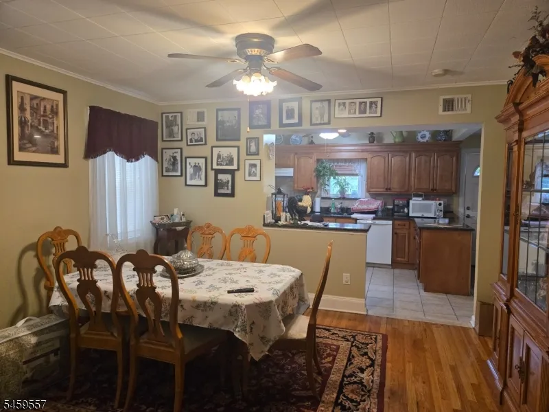 744 Van Buren Ave Elizabeth City, NJ 07201