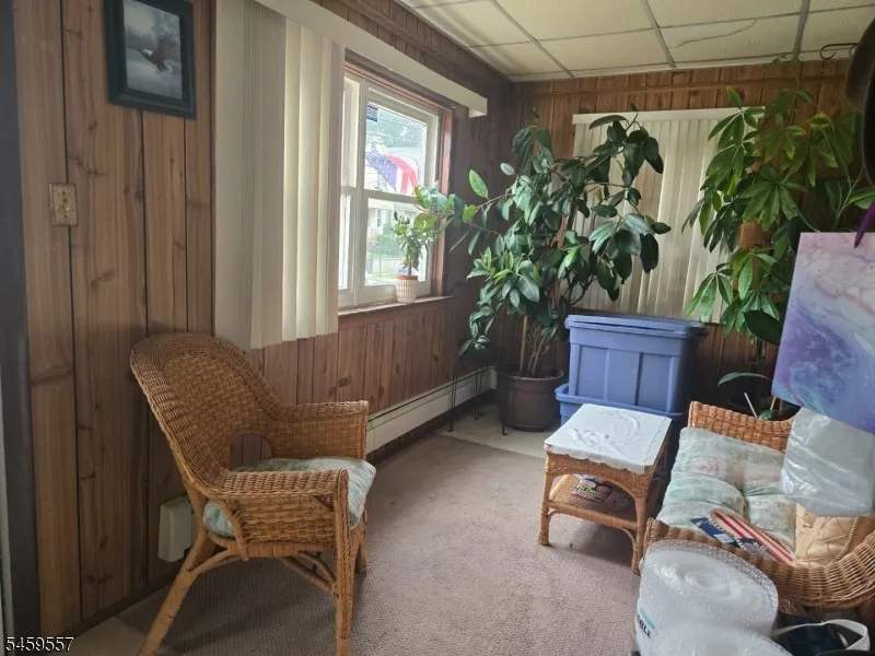 744 Van Buren Ave Elizabeth City, NJ 07201