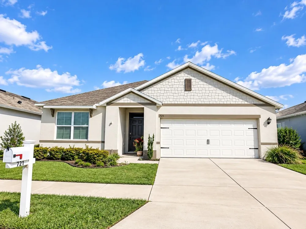 721 KINDRED LANE Auburndale, FL 33823