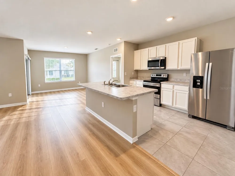 721 KINDRED LANE Auburndale, FL 33823