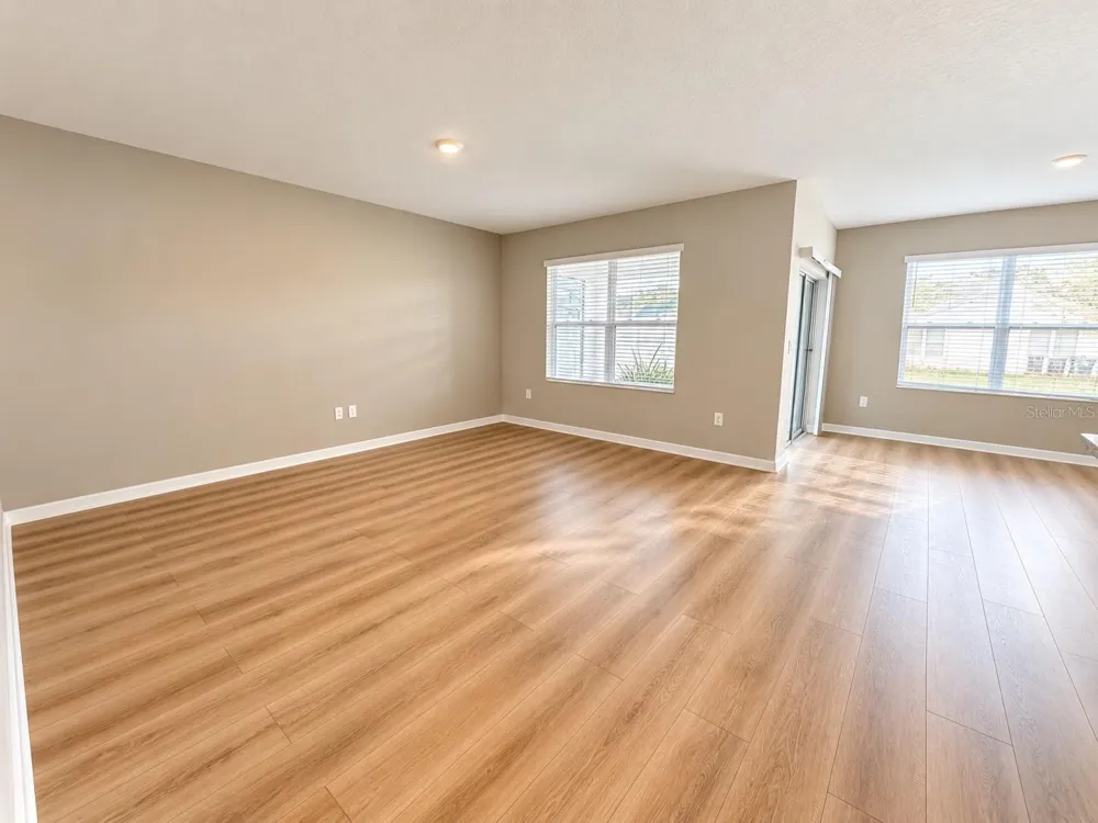 721 KINDRED LANE Auburndale, FL 33823
