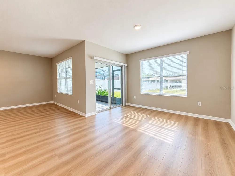 721 KINDRED LANE Auburndale, FL 33823