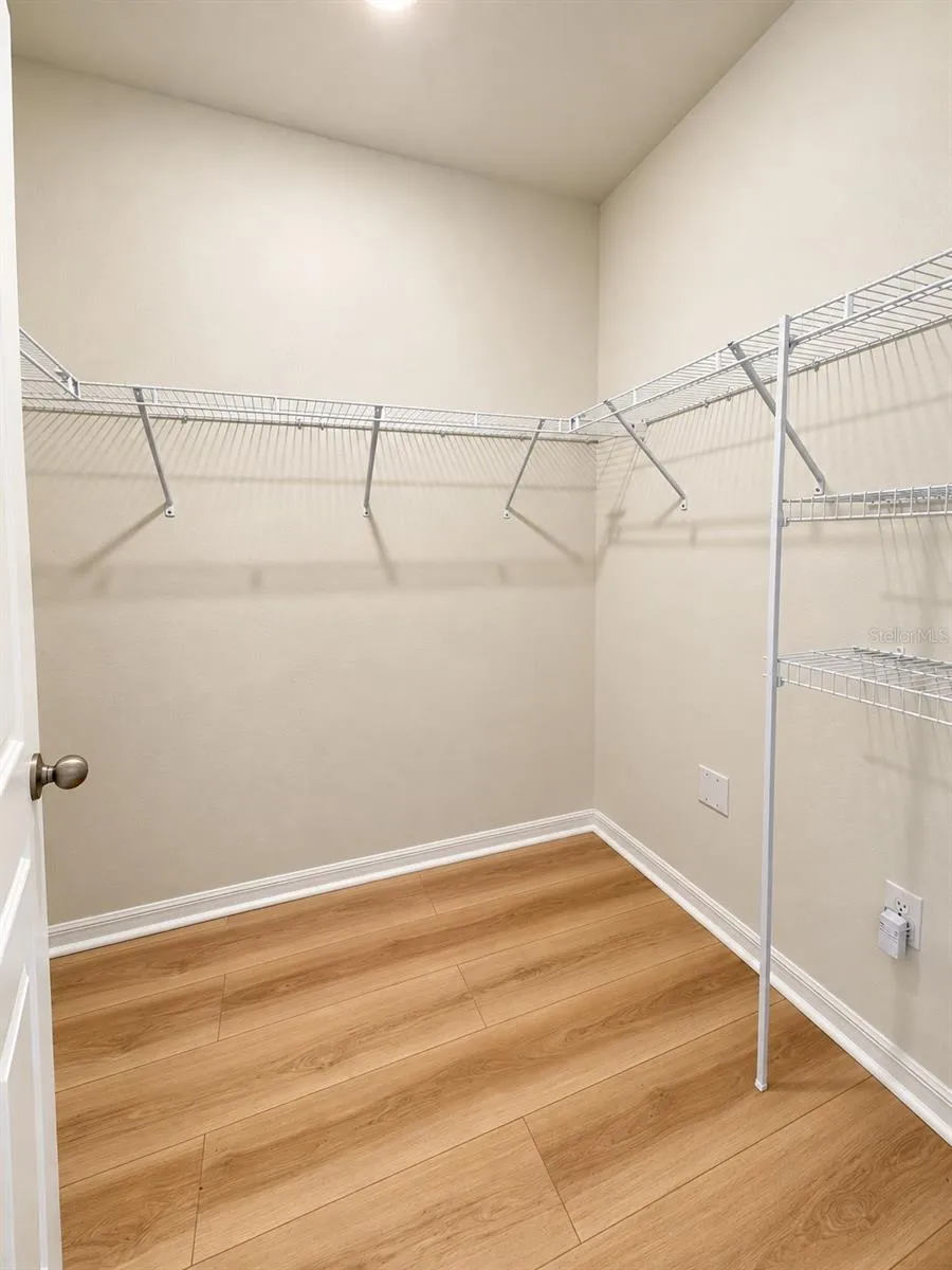 721 KINDRED LANE Auburndale, FL 33823