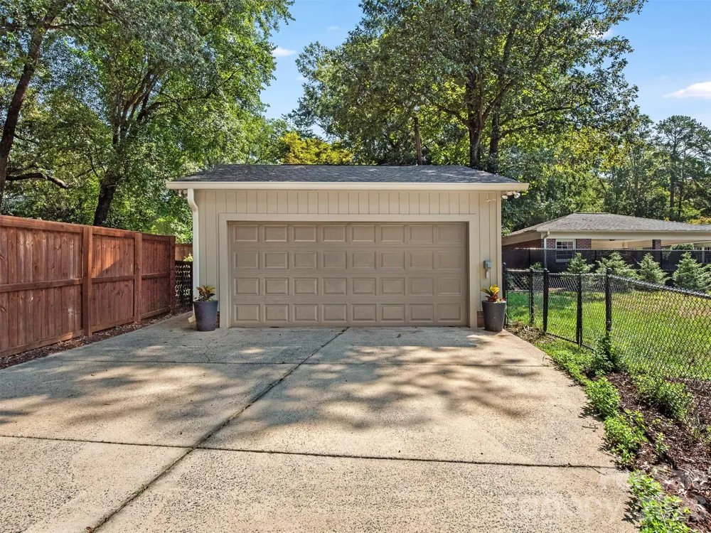 3717 Flowerfield Road Charlotte, NC 28210