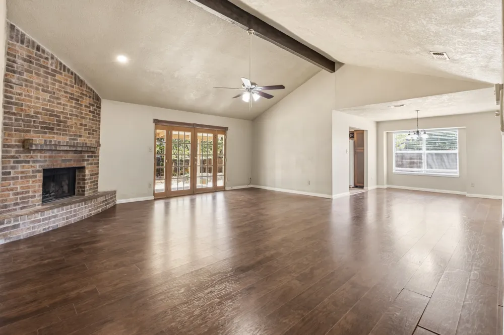 6229 Maple Springs Drive Arlington, TX 76001
