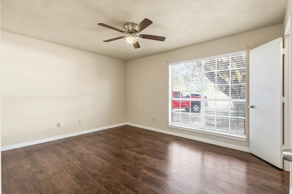 6229 Maple Springs Drive Arlington, TX 76001