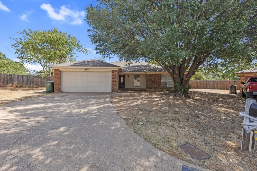 6229 Maple Springs Drive Arlington, TX 76001