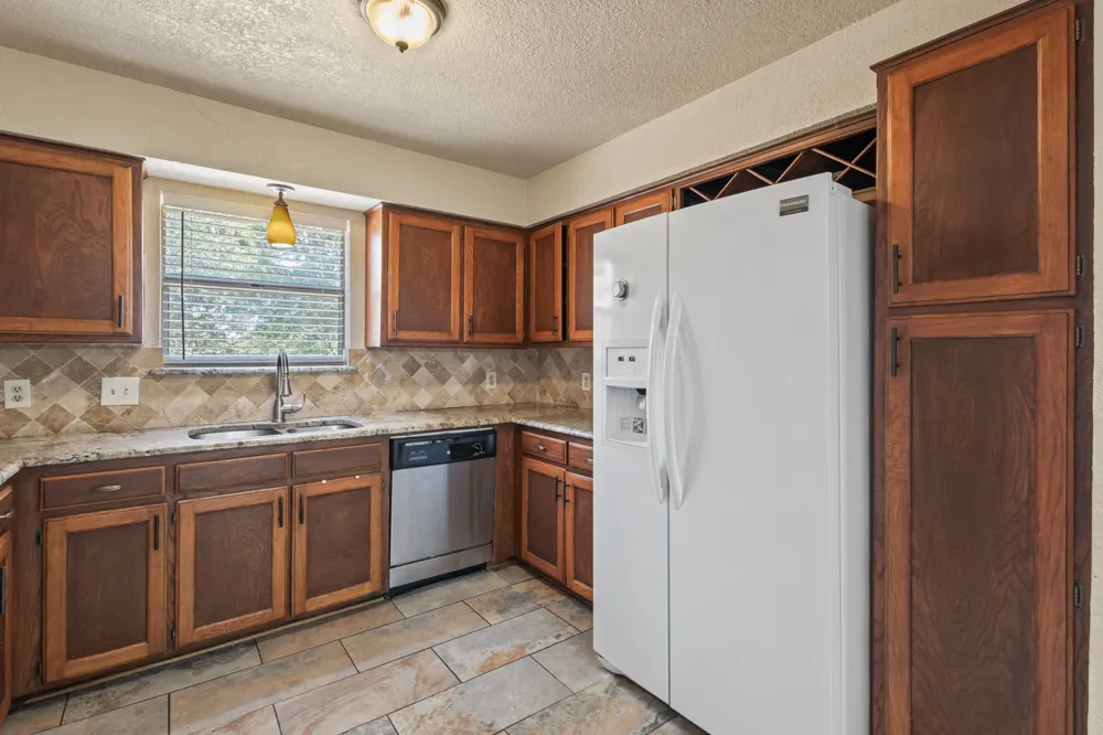 6229 Maple Springs Drive Arlington, TX 76001