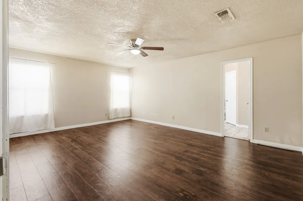 6229 Maple Springs Drive Arlington, TX 76001