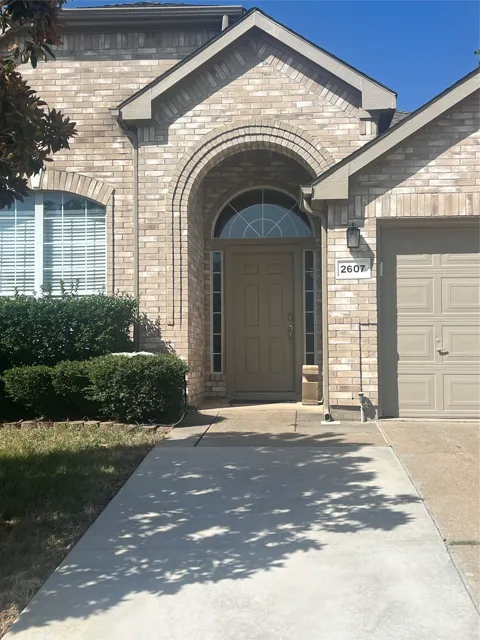 2607 Ridgeoak Trail