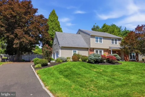 1272 KNOX DRIVE