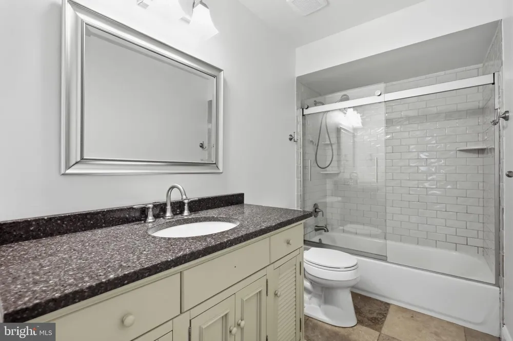 1272 KNOX DRIVE Yardley, PA 19067