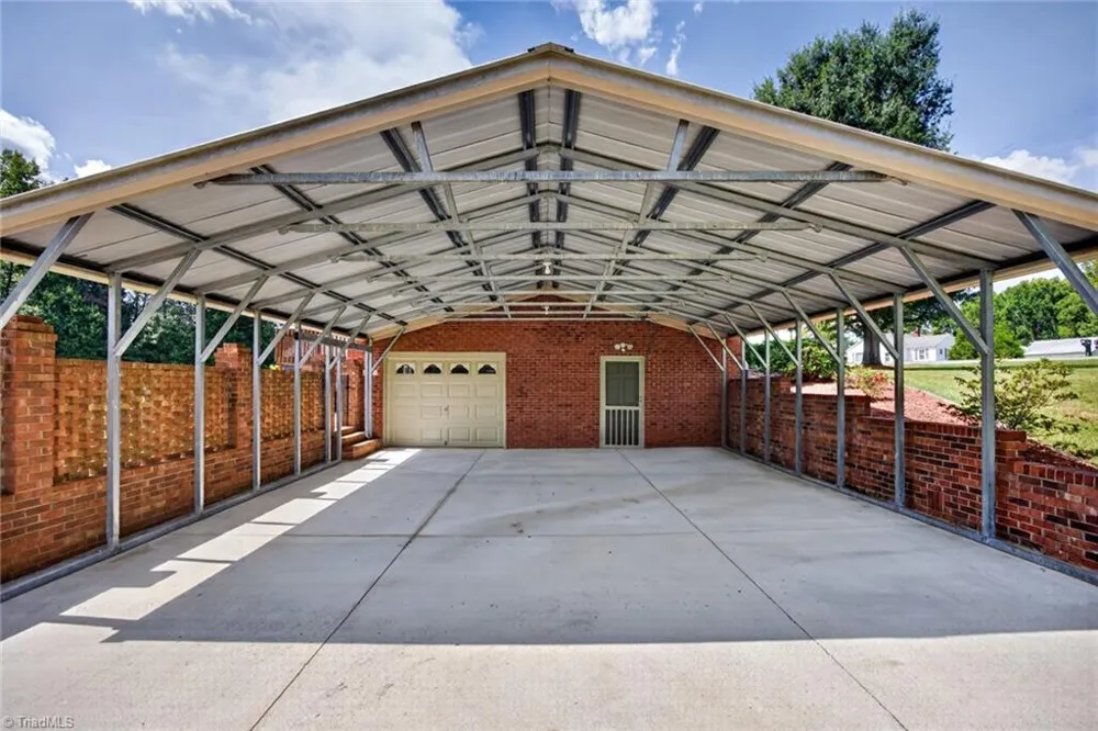 1335 Old Mill Farm Road Lexington, NC 27295